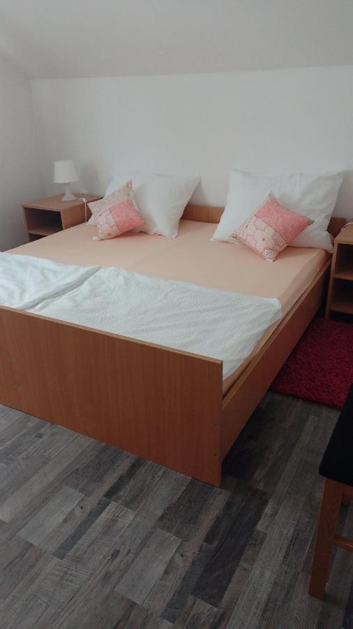 Plaški Keti 아파트 외부 사진